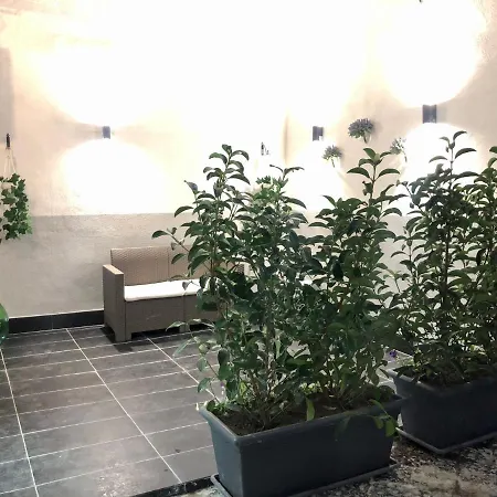 Amonia House * נאפולי