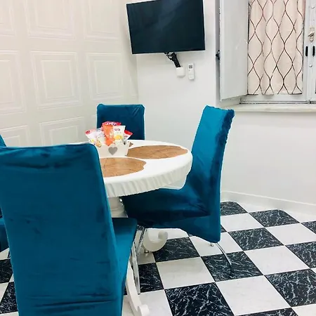 Amonia House *
